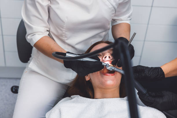 Best Emergency Tooth Extraction in Gardnertown, NY